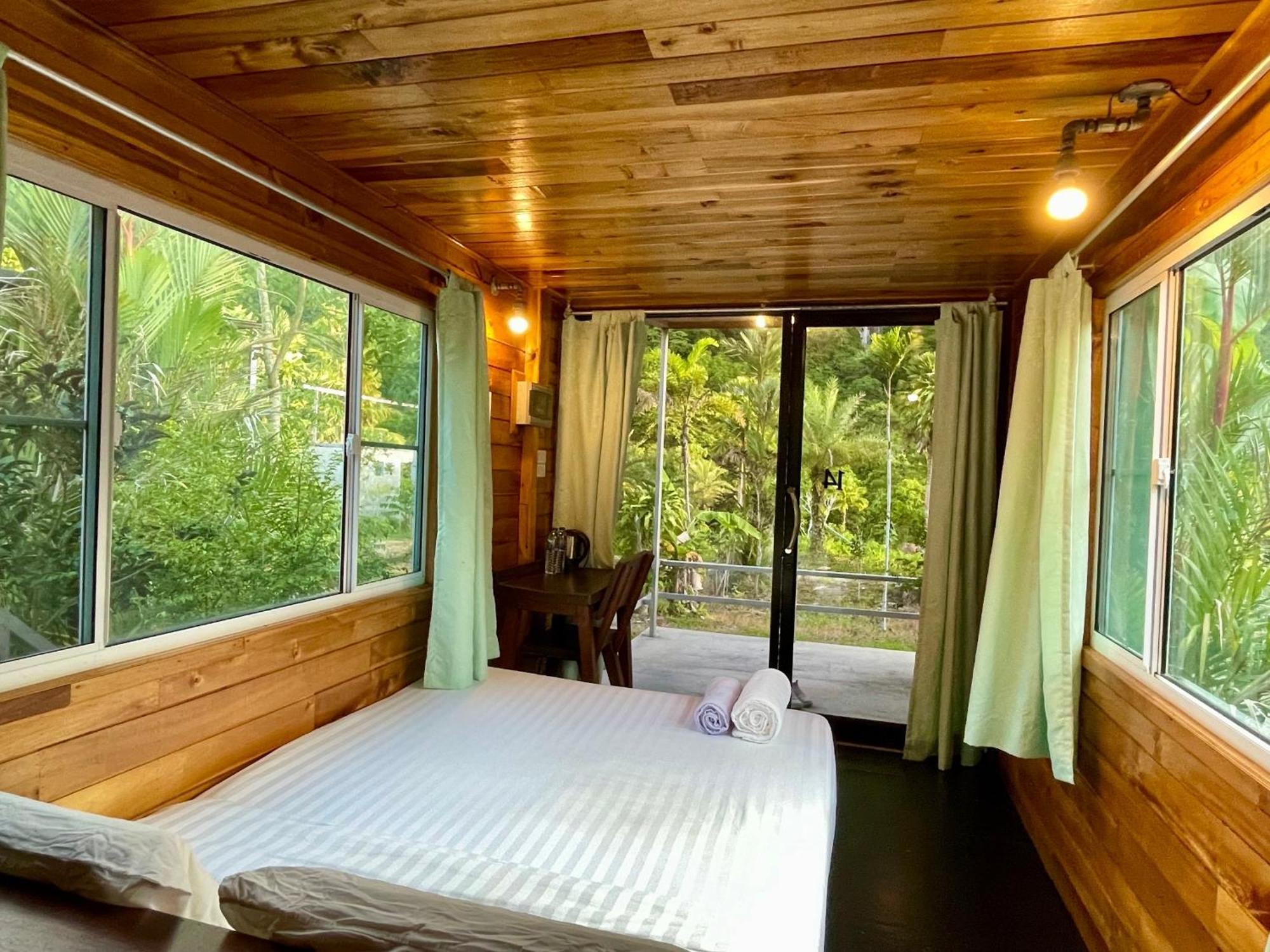 The Camper Lodge Khao Sok Ban Bang Bon Bagian luar foto