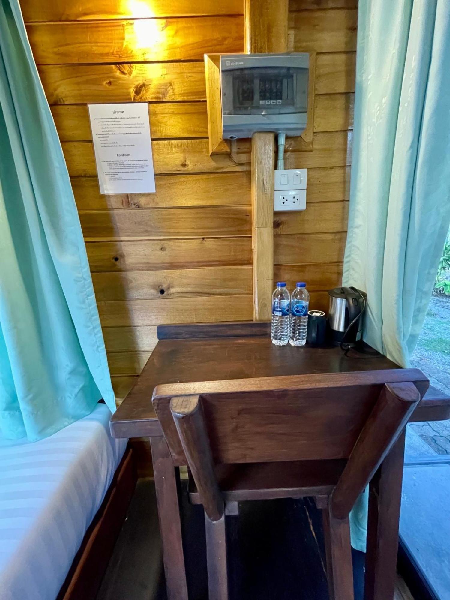 The Camper Lodge Khao Sok Ban Bang Bon Bagian luar foto
