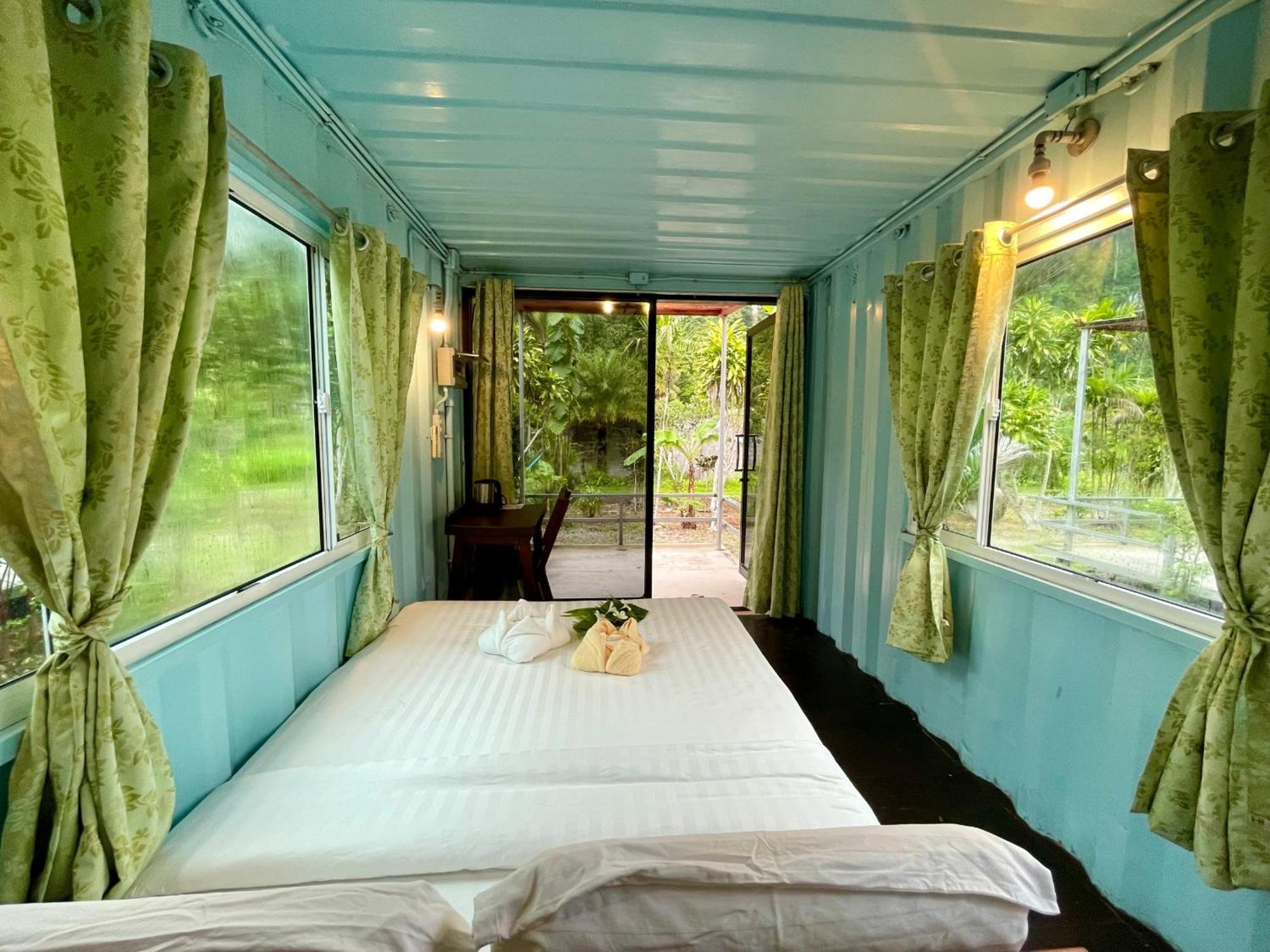 The Camper Lodge Khao Sok Ban Bang Bon Bagian luar foto