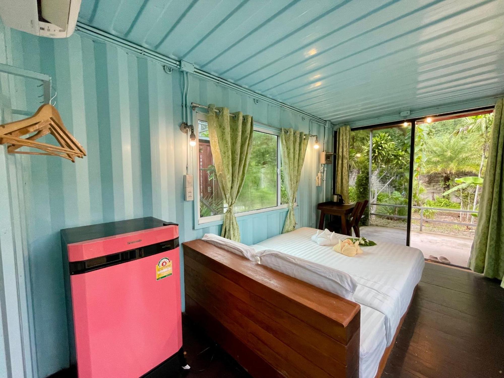 The Camper Lodge Khao Sok Ban Bang Bon Bagian luar foto