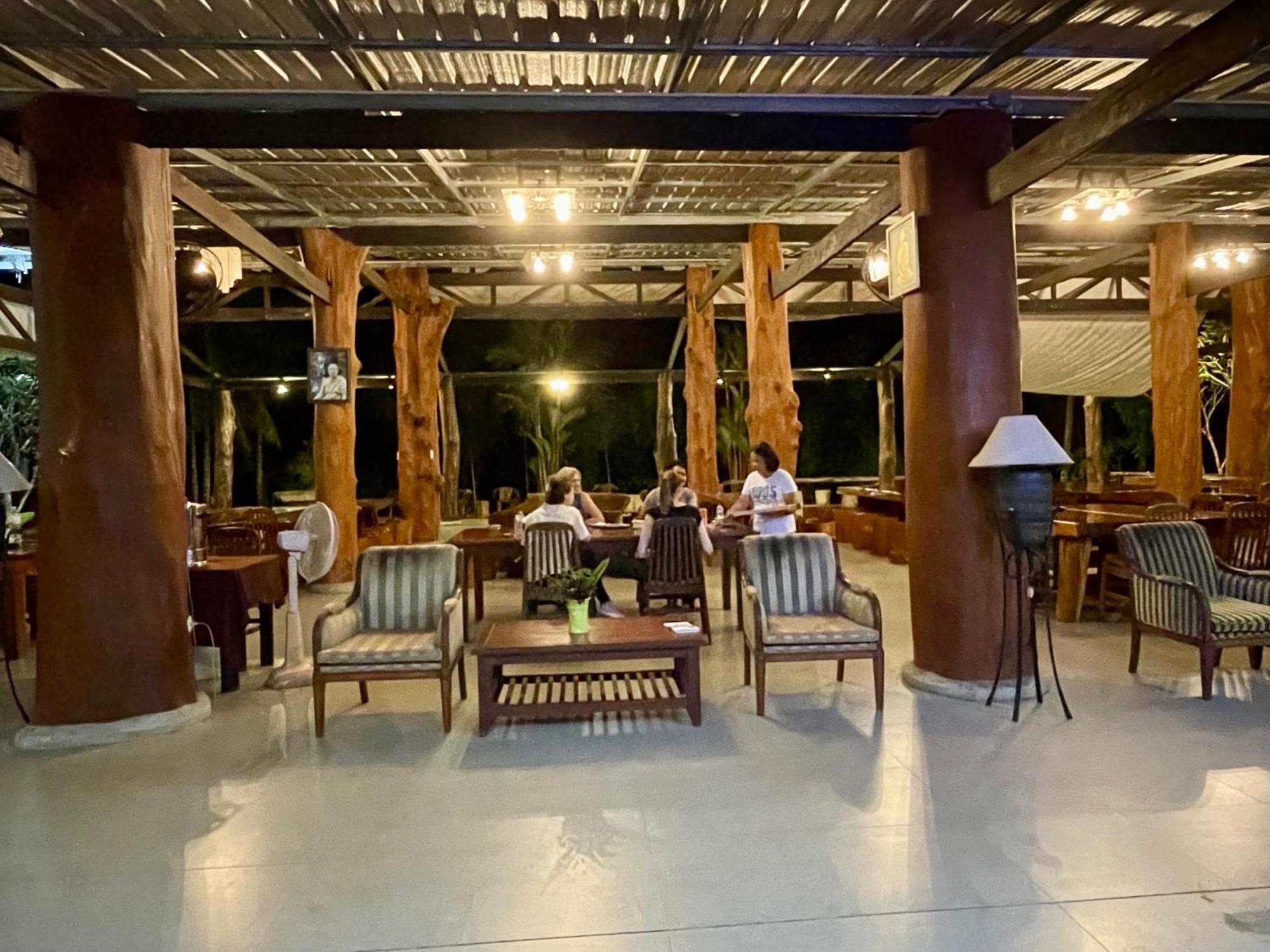 The Camper Lodge Khao Sok Ban Bang Bon Bagian luar foto
